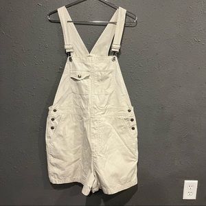 Women’s Xhileration overall shorts.
